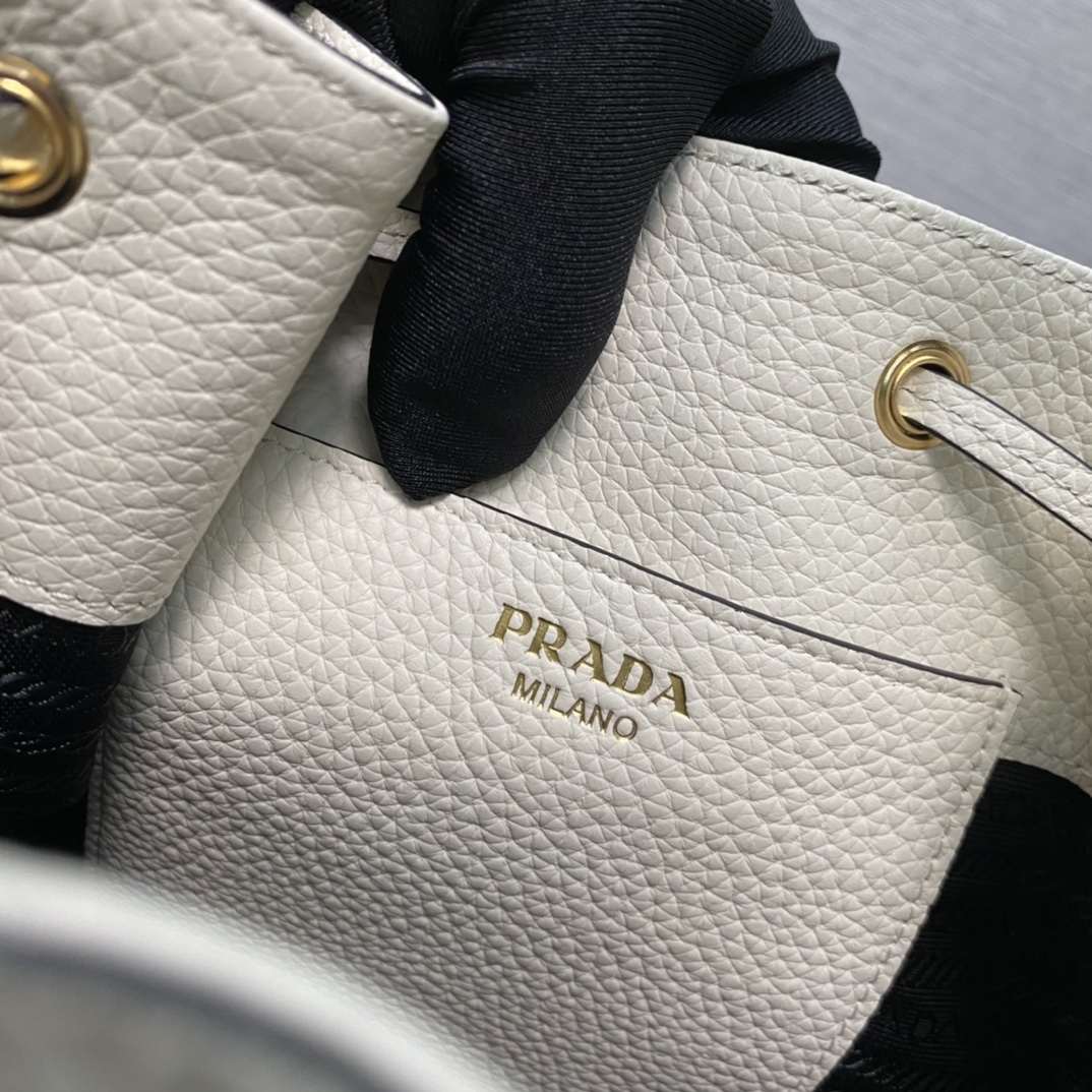 Prada Leather Bucket Bag Shoulder Bag Handbag White 1BE018